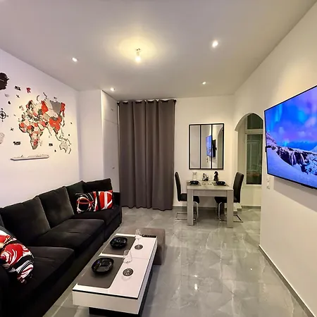 Luxury Monaco ! 7 Mins Walk To Casino Square ! 15 Secondes To Monaco !! Apartment *