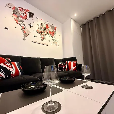 Luxury Monaco ! 7 Mins Walk To Casino Square ! 15 Secondes To Monaco !! Beausoleil