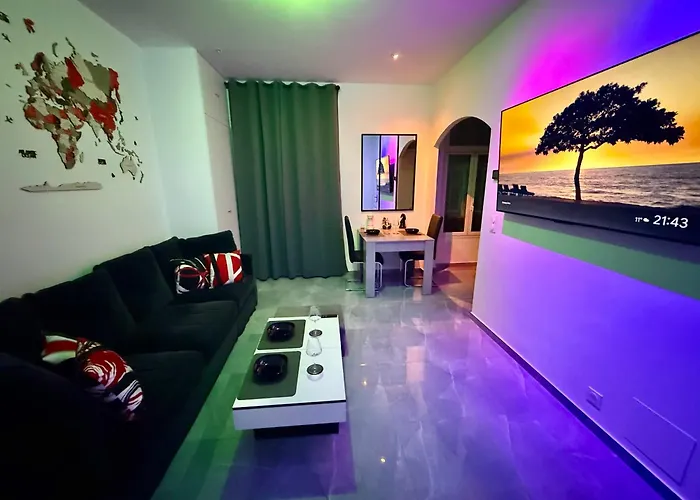 Luxury Monaco ! 7 Mins Walk To Casino Square ! Yacht Show ! F1 ! 15 Sec To Monaco ! Apartament *