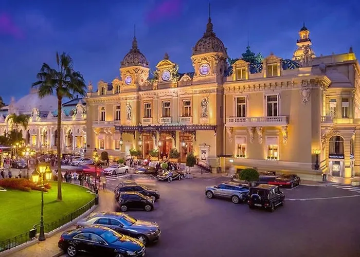 Luxury Monaco ! 7 Mins Walk To Casino Square ! Yacht Show ! F1 ! 15 Sec To Monaco ! Beausoleil